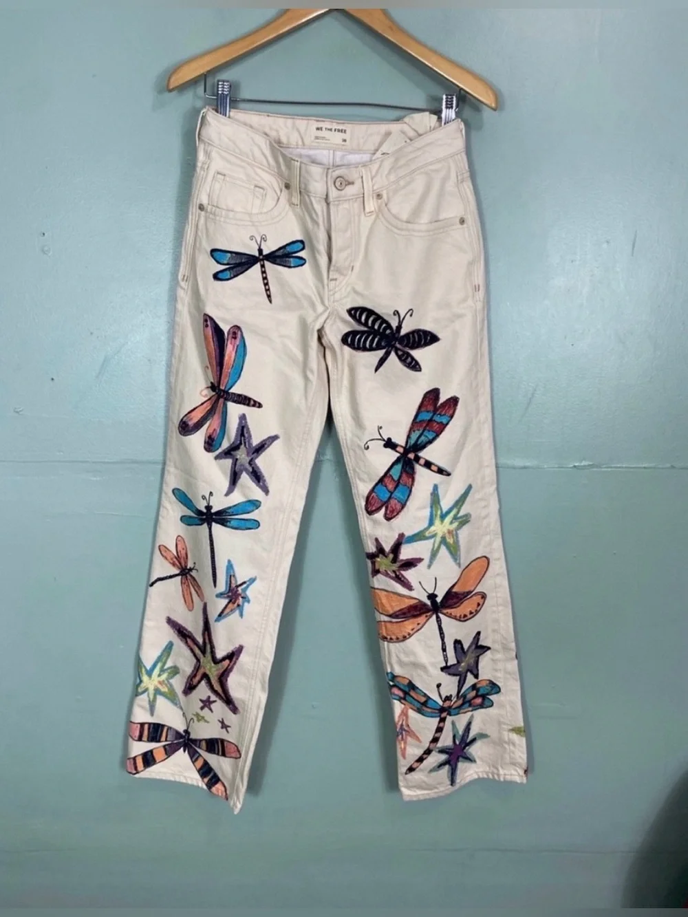 Free People Tennessee Low Rise Boyfriend Dragonfly Artsy Jeans Cream Sz 28 NWOT